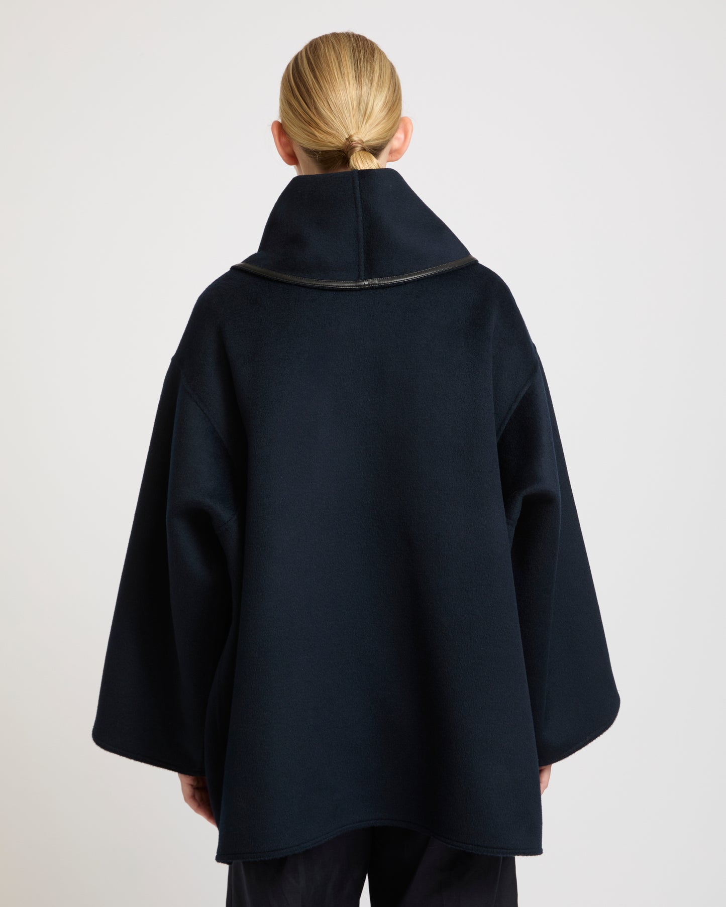 Oversized short coat in double-sided cashmere blend -Yves Salomon - New spring summer collection