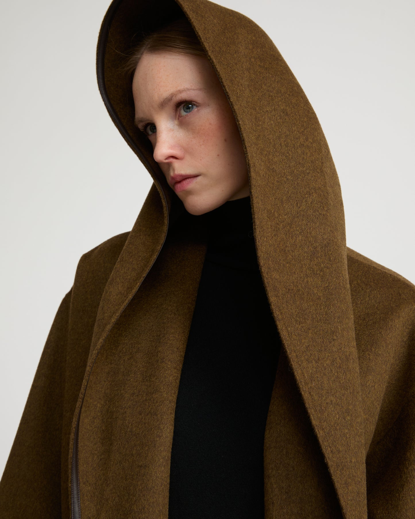 Oversized short coat in double-sided cashmere blend