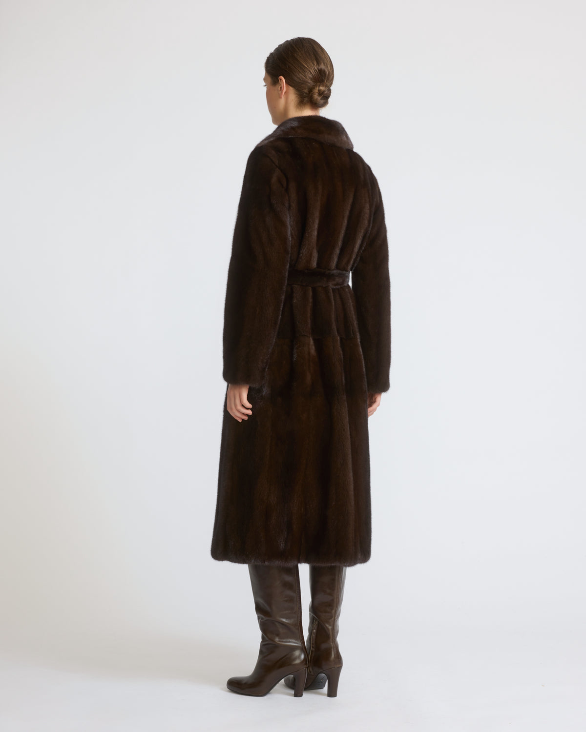 Long-haired mink fur belted maxi coat with tailored collar - Yves Salomon - New Fall/Winter Collection