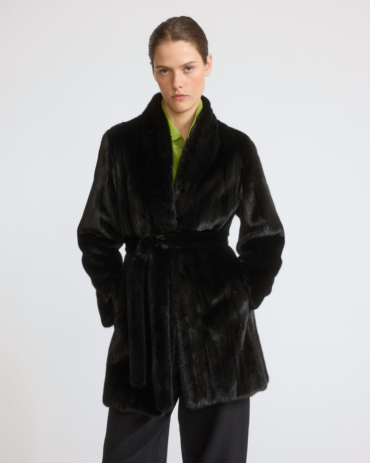 Short belted coat in long-haired straightened mink fur - Yves Salomon - New Fall/Winter Collection