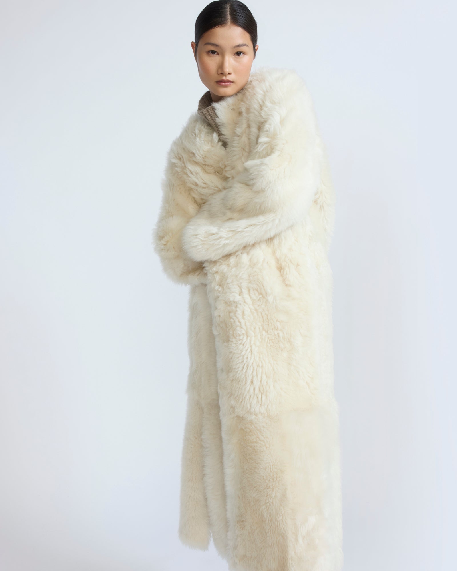 Extra long Toscana lambskin shearling coat - Yves Salomon - New Fall/Winter Collection