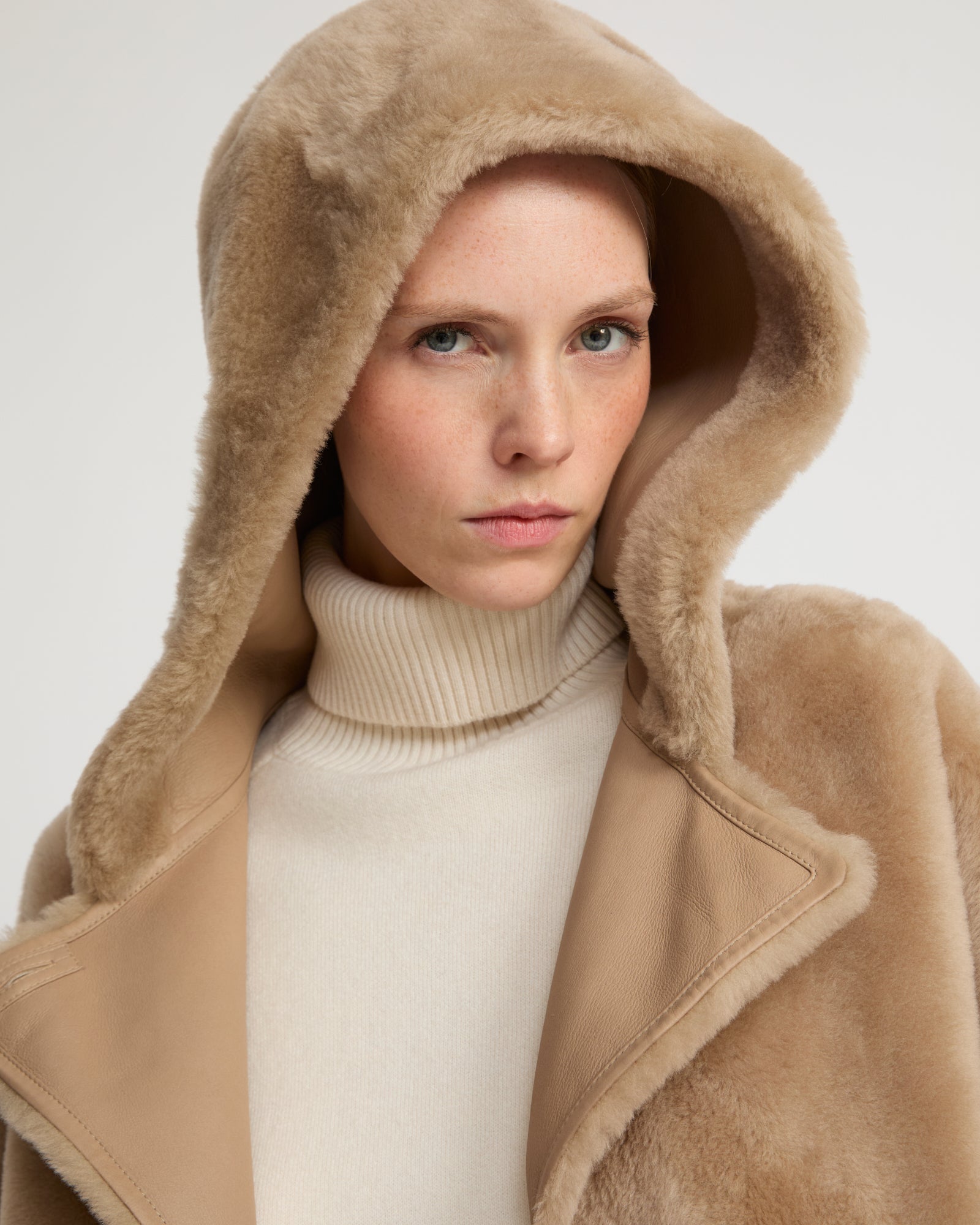 Long hooded lambskin shearling coat -Yves Salomon