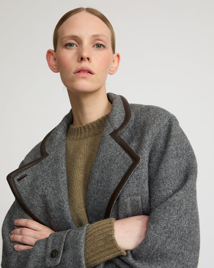Long wool coat with lambskin details -Yves Salomon