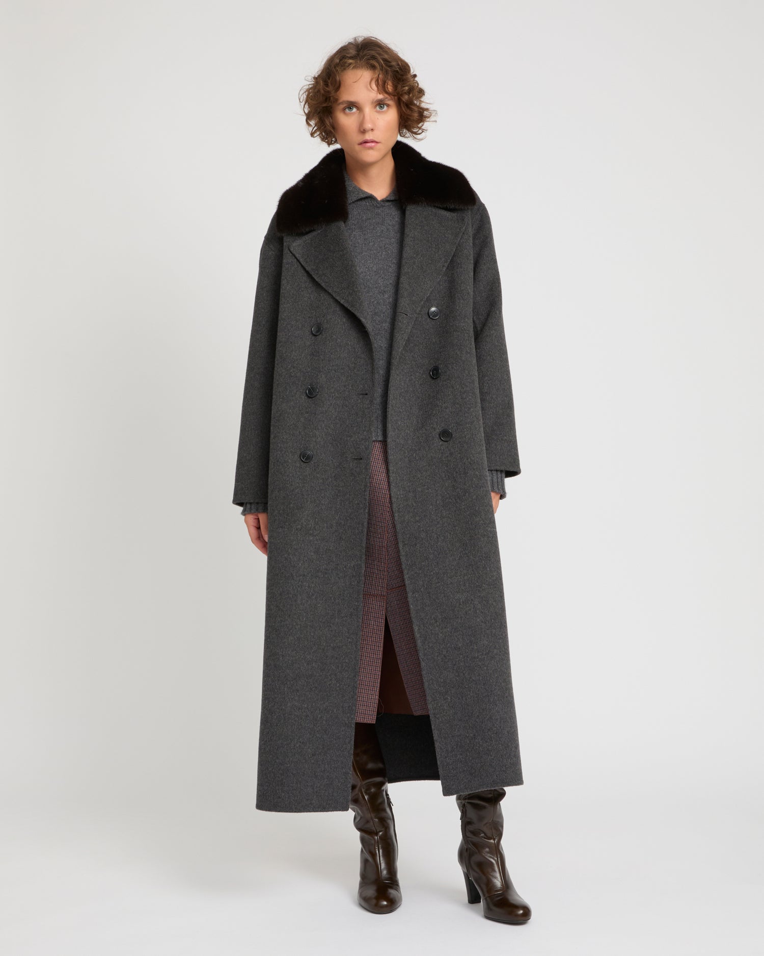 Cashmere wool coat with mink fur trim -Yves Salomon