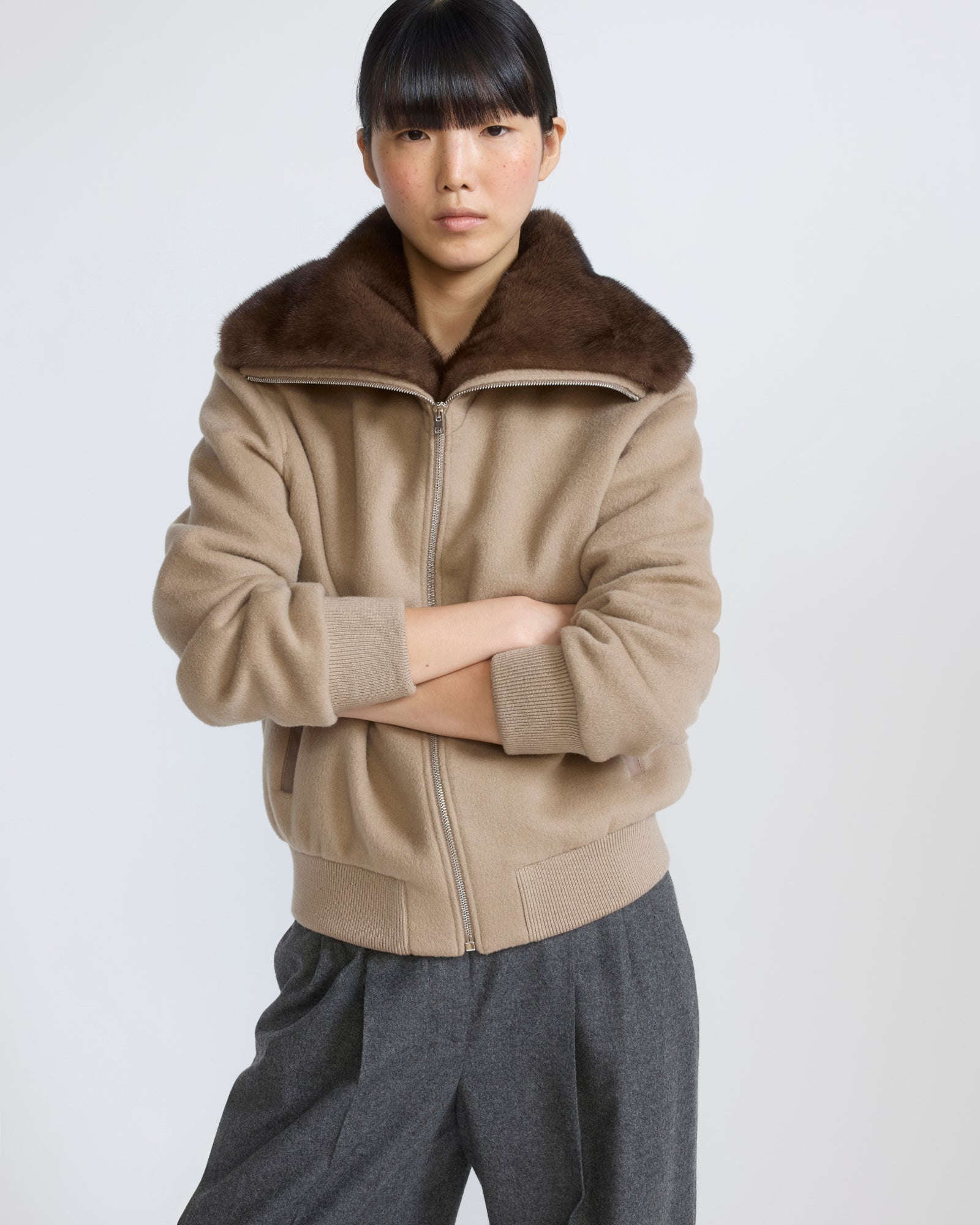 Cashmere-blend cropped blouson with removable mink fur collar - Yves Salomon - New Fall/Winter Collection