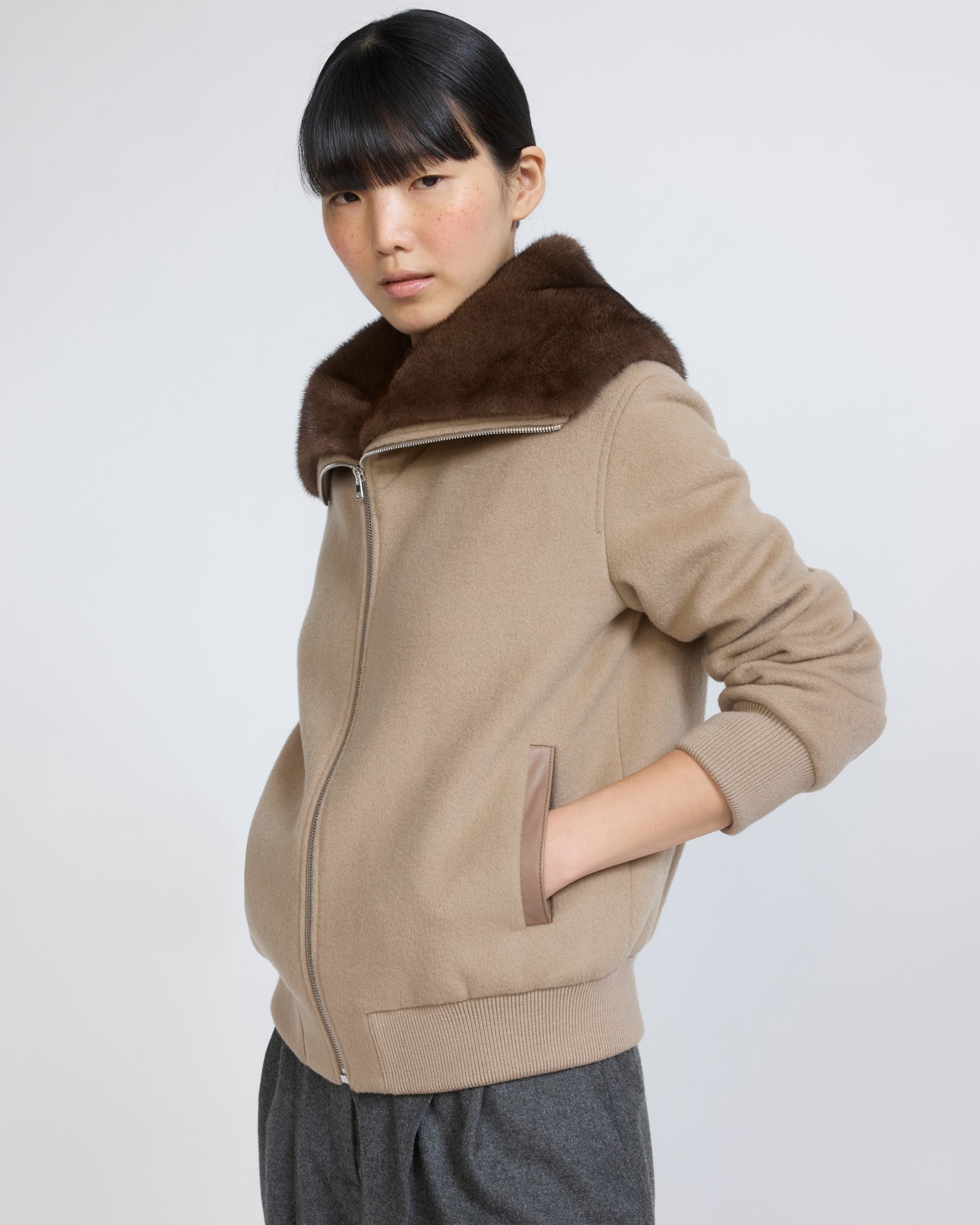 Cashmere-blend cropped blouson with removable mink fur collar - Yves Salomon - New Fall/Winter Collection