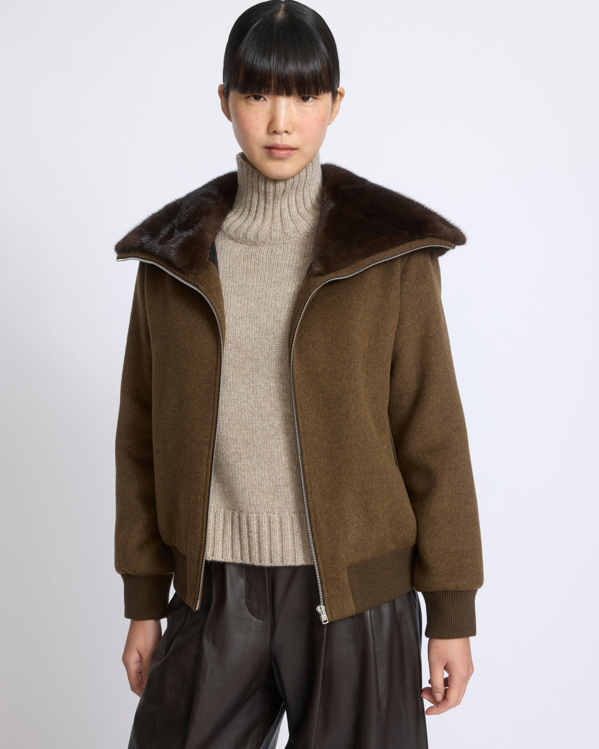 Cashmere-blend cropped blouson with removable mink fur collar - Yves Salomon - New Fall/Winter Collection