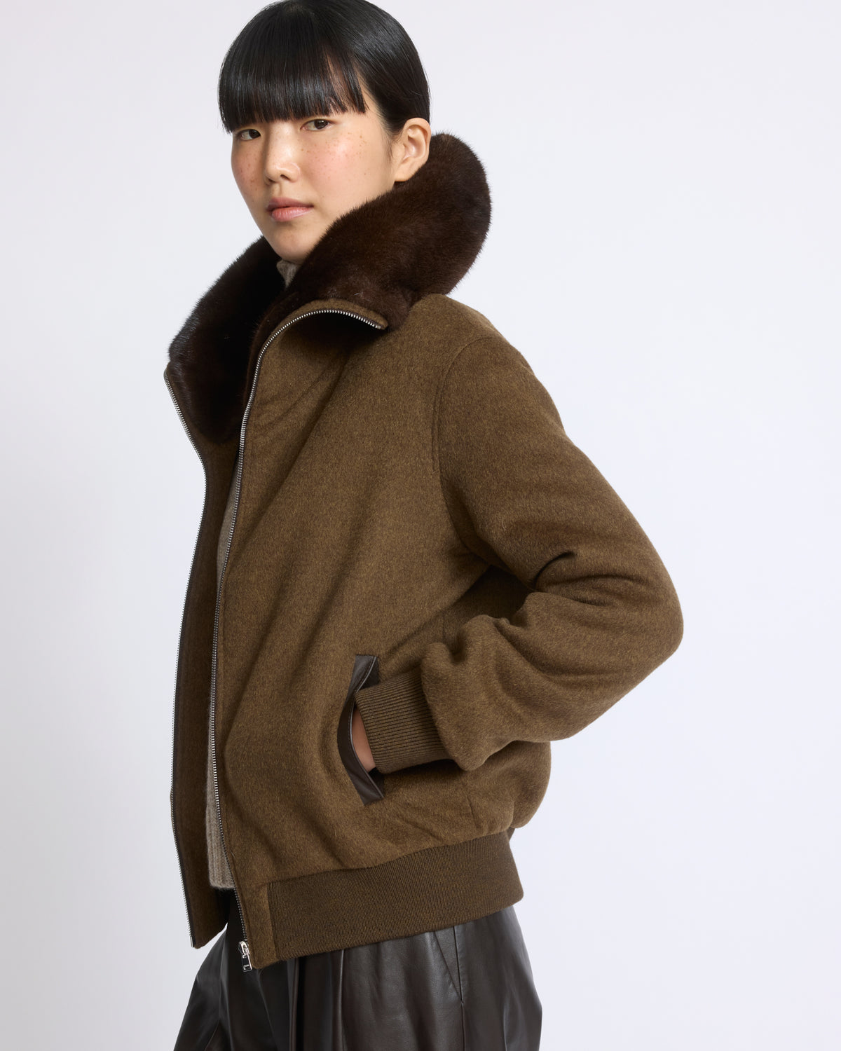 Cashmere-blend cropped blouson with removable mink fur collar - Yves Salomon - New Fall/Winter Collection
