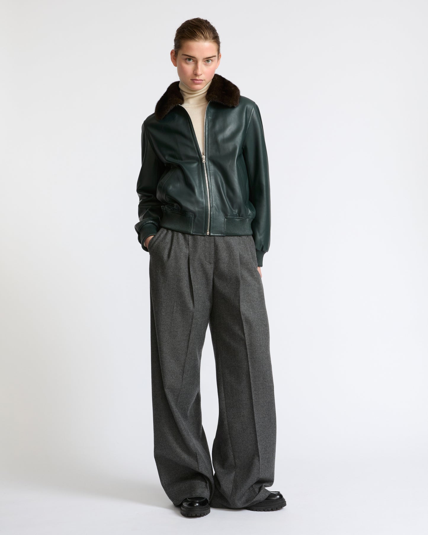 Lamb leather bomber jacket with removable mink collar - Yves Salomon - New Fall Winter Collection