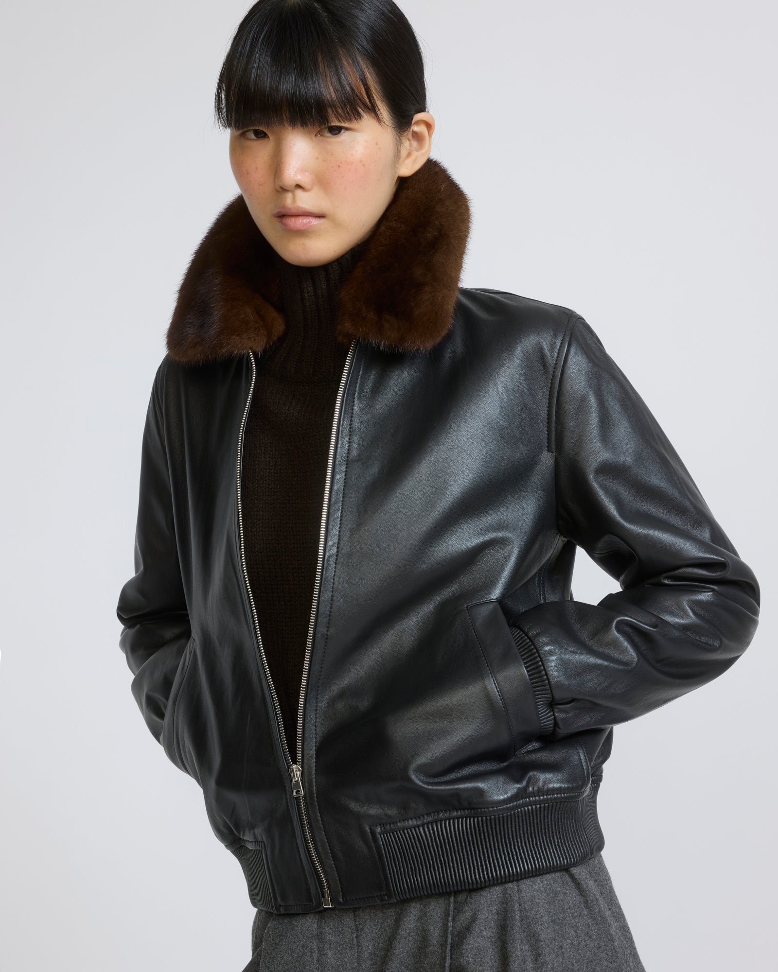 Lamb leather bomber jacket with removable mink collar - Yves Salomon - New Fall/Winter Collection