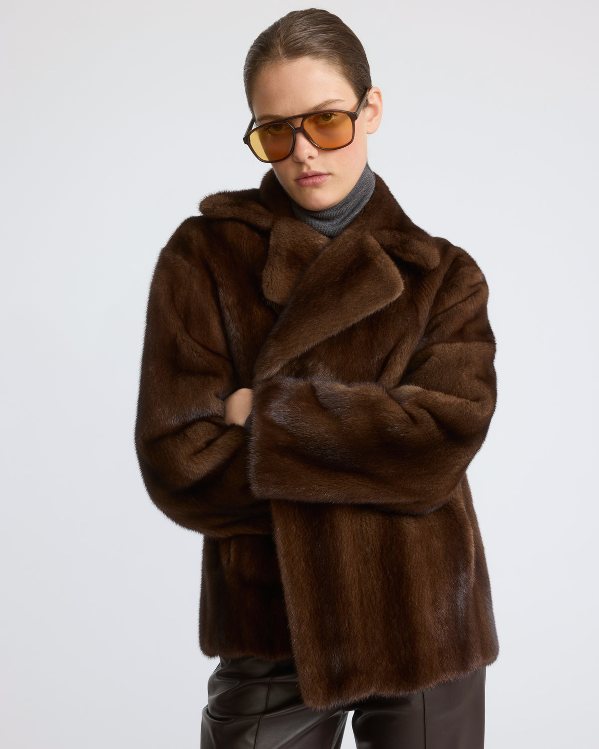 Short double-breasted mink fur jacket