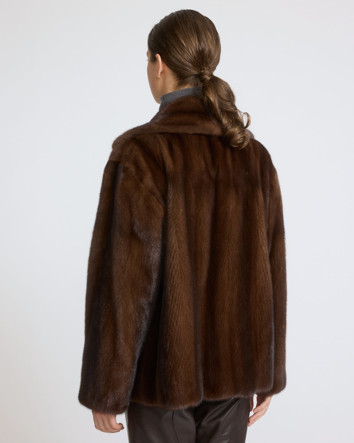 Short double-breasted mink fur jacket