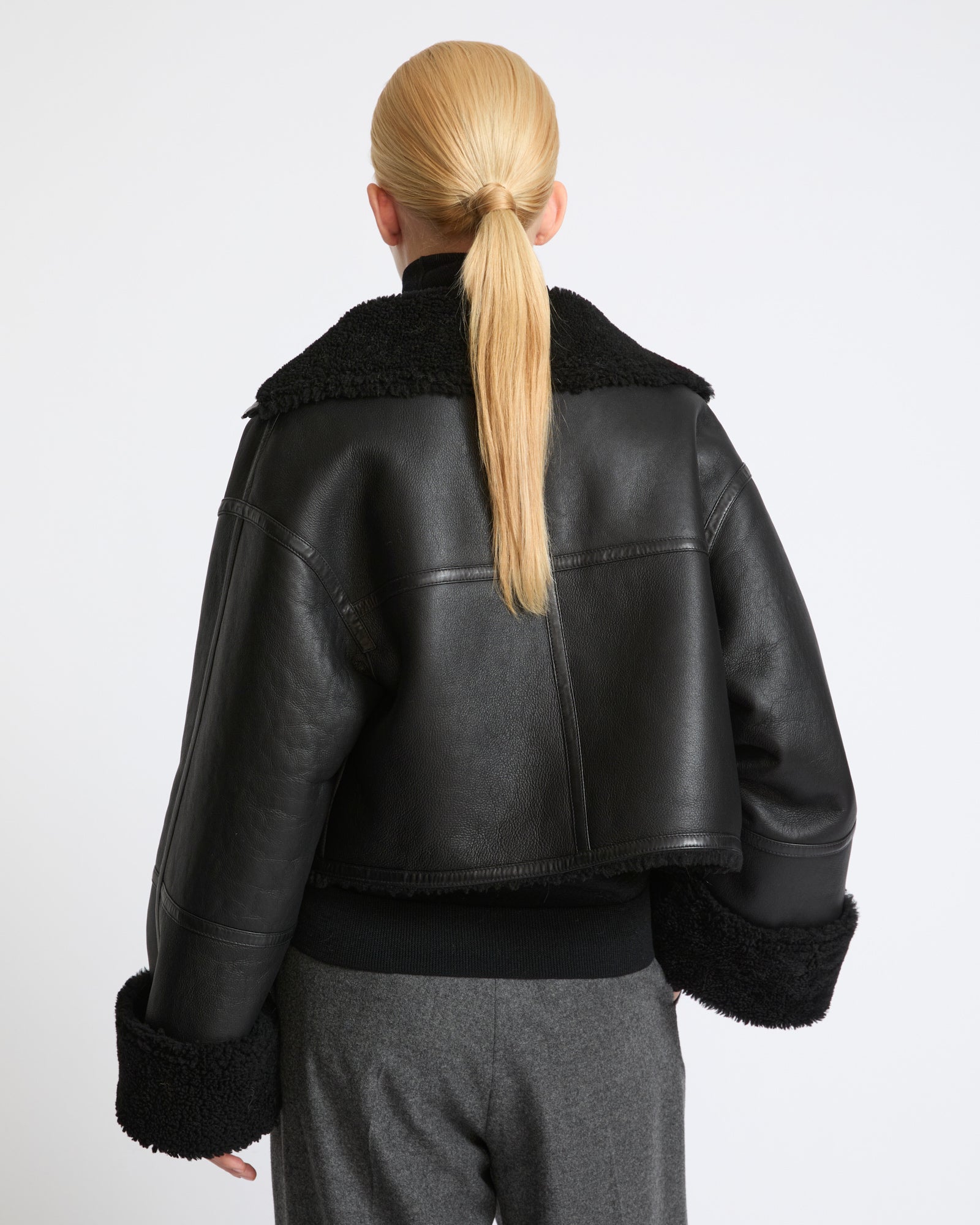 Suede Merino lambskin cropped jacket - Yves Salomon - New Fall Winter Collection