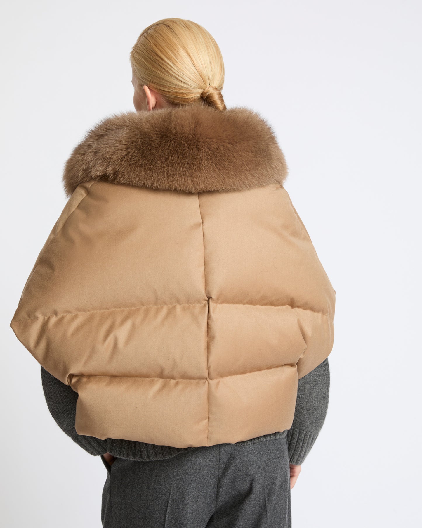 Flannel cape with detachable fox fur collar - Yves Salomon - New Fall Winter Collection