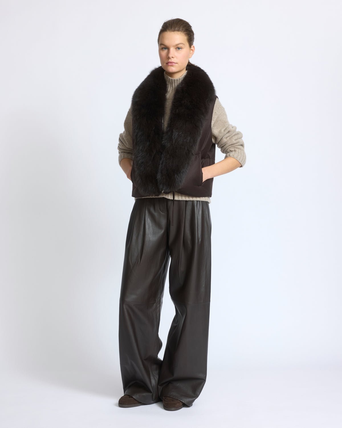 Flannel sleeveless gilet with detachable fox fur collar - Yves Salomon - New Fall/Winter Collection