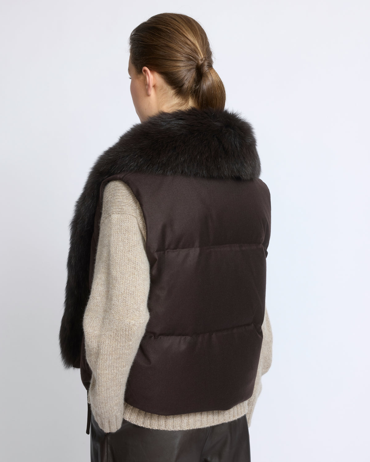 Flannel sleeveless gilet with detachable fox fur collar - Yves Salomon - New Fall/Winter Collection