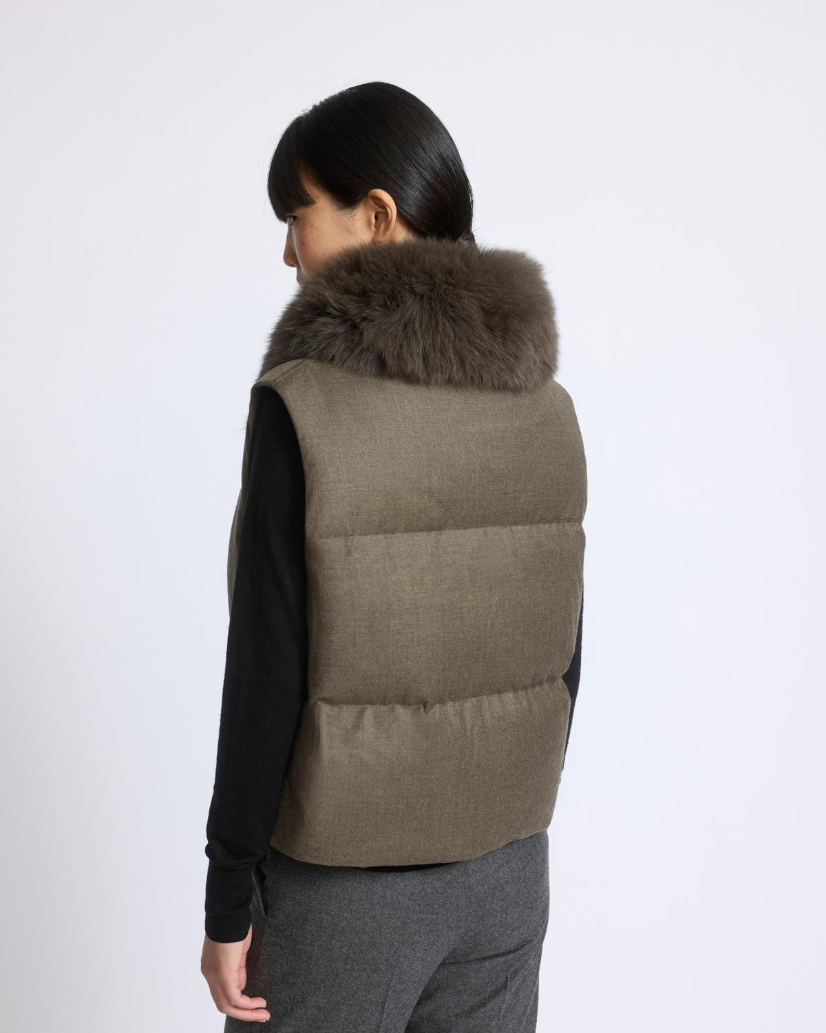 Flannel sleeveless gilet with detachable fox fur collar - Yves Salomon - New Fall/Winter Collection