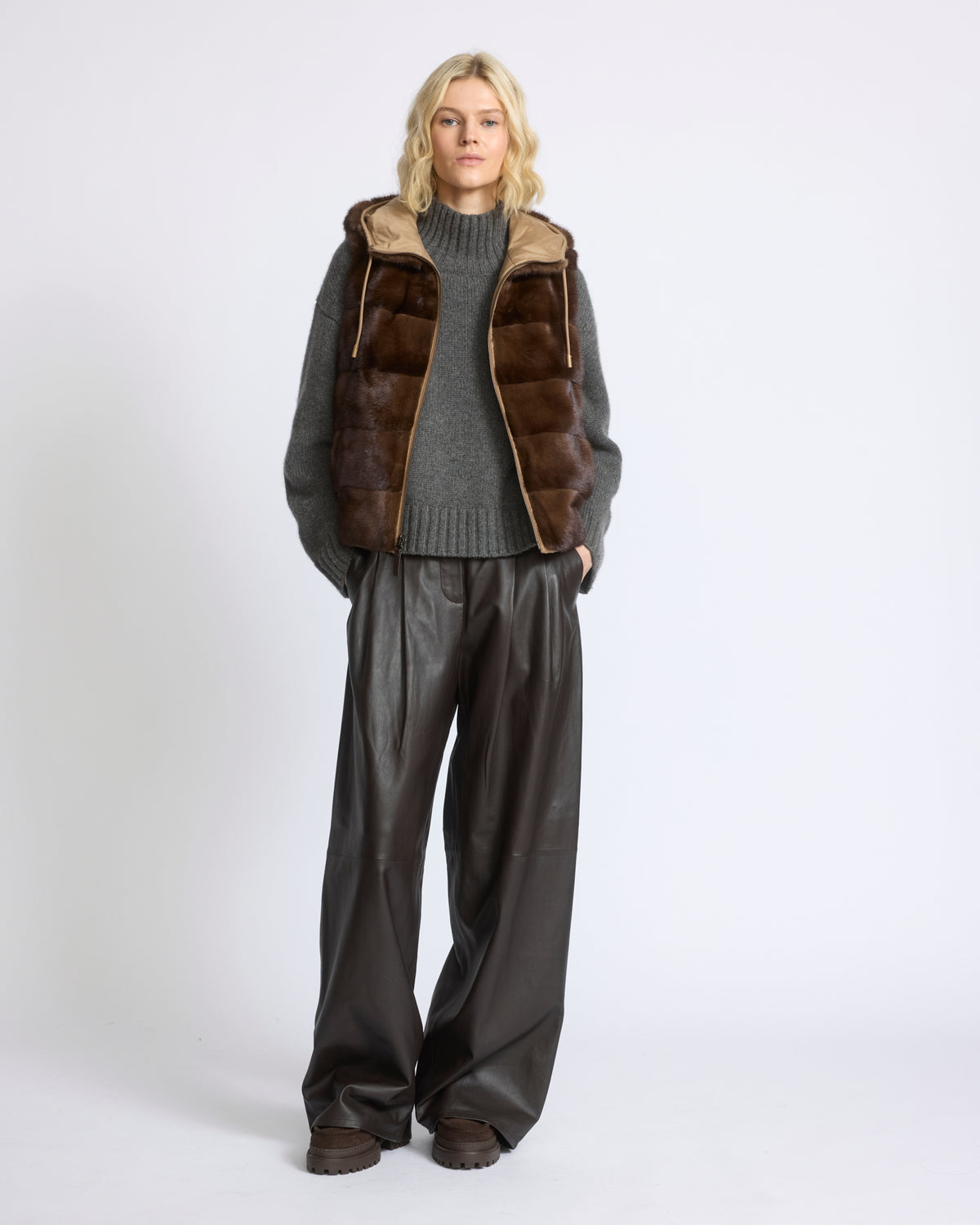 Reversible flannel and mink fur sleeveless gilet - Yves Salomon - New Fall/Winter Collection