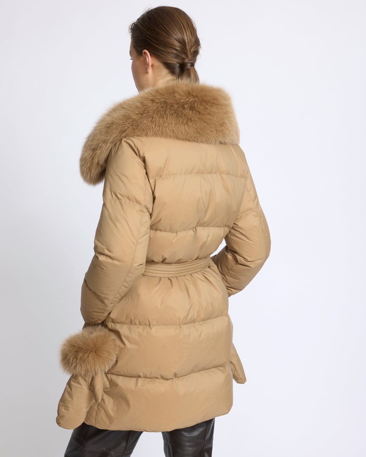 Long belted down jacket in waterproof technical fabric with fox fur trim - Yves Salomon - New Fall/Winter Collection