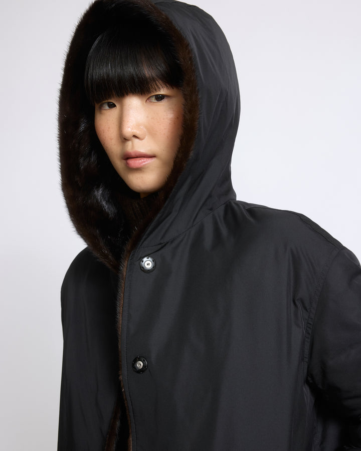Short smooth hooded down jacket in water-repellent technical fabric with mink fur lining - Yves Salomon - New Fall/Winter Collection