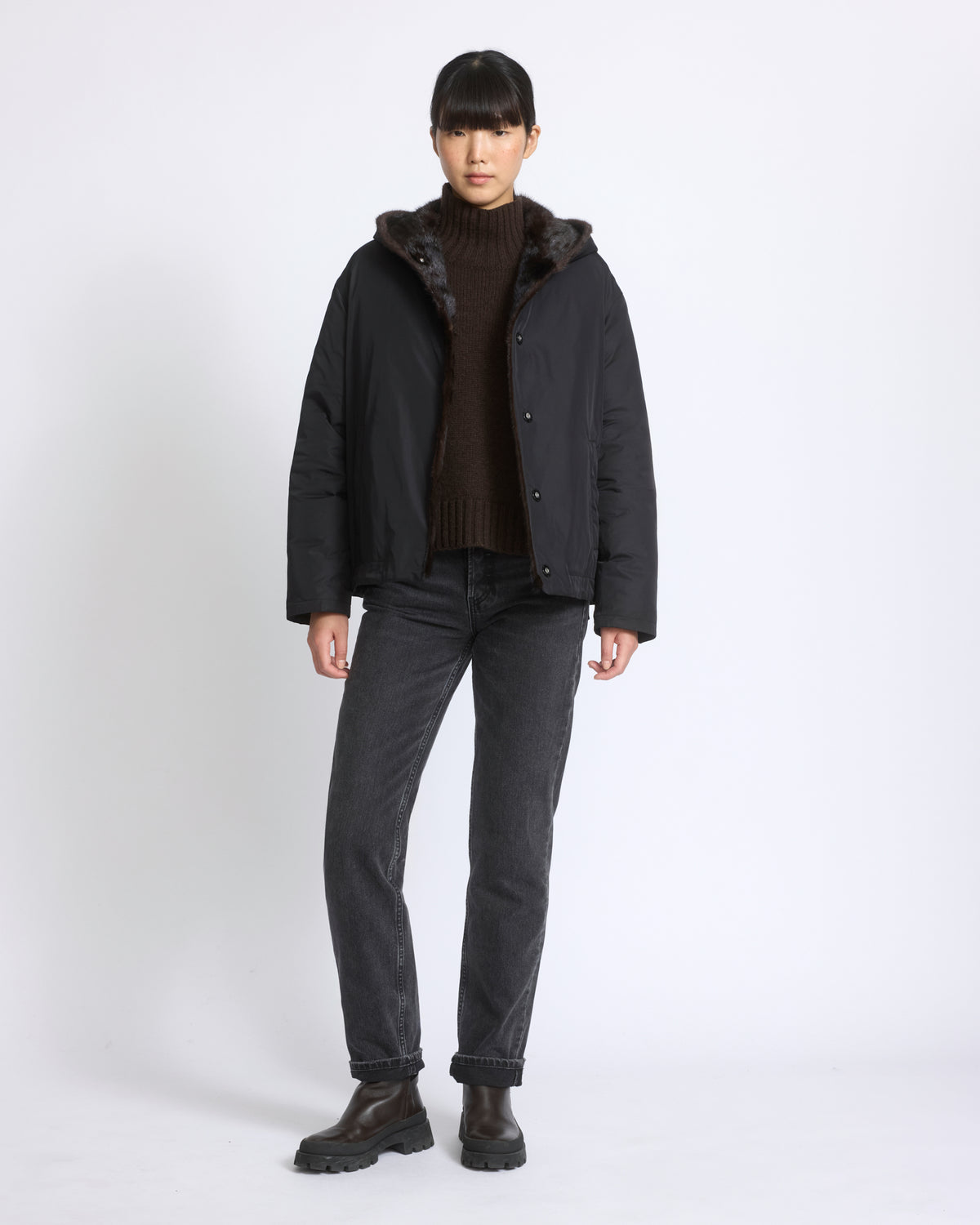 Short smooth hooded down jacket in water-repellent technical fabric with mink fur lining - Yves Salomon - New Fall/Winter Collection