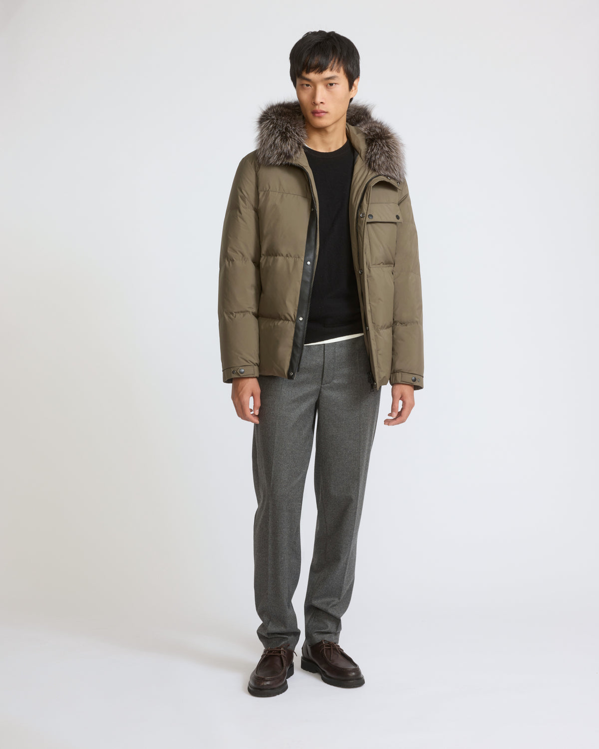 Short down jacket in technical fabric with fox fur trim - Yves Salomon - New Fall/Winter Collection