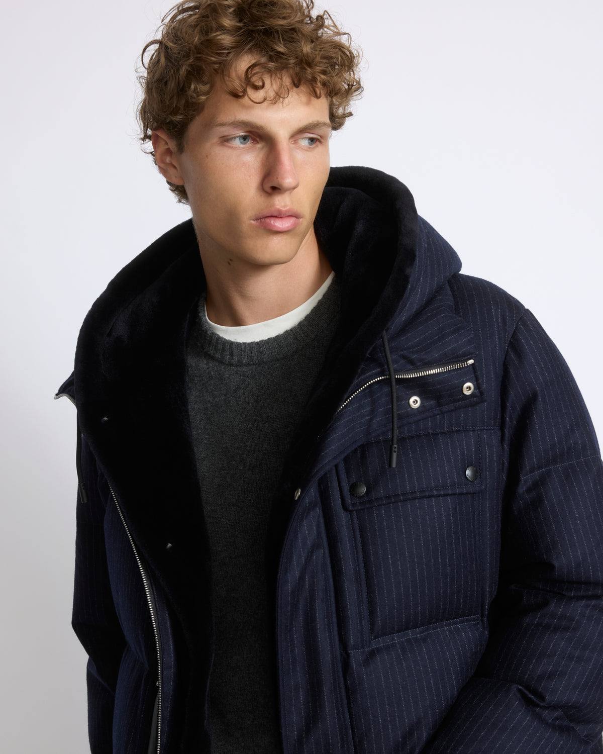 Short down jacket in Loro Piana waterproof jacquard fabric with mink fur bib panel - Yves Salomon - New Fall/Winter Collection