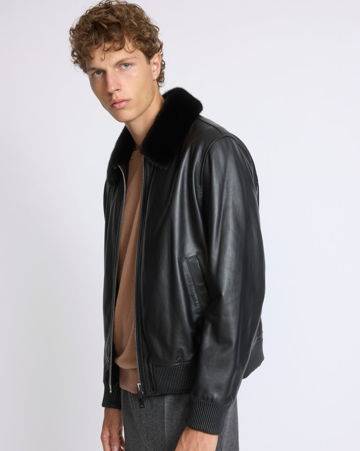 Fine lambskin leather jacket with mink fur collar - Yves Salomon - New Fall/Winter Collection