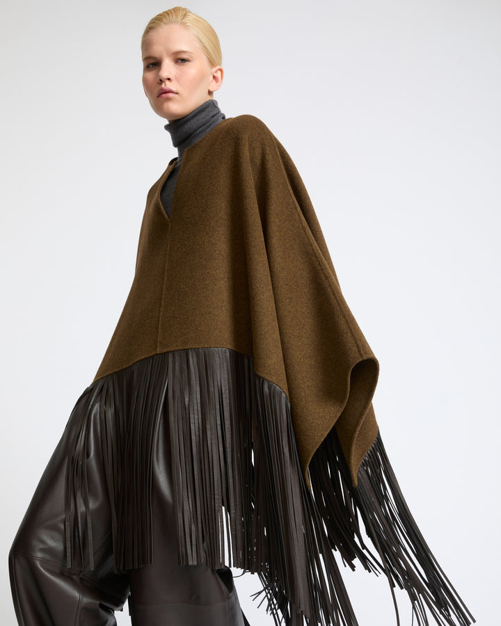 Double face wool and cashmere cape with lambskin leather fringes - Yves Salomon - New Fall Winter Collection