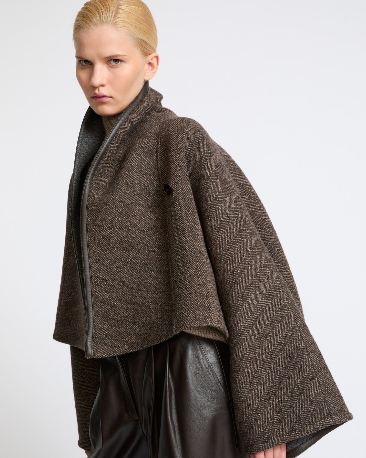 Herringbone double-sided wool cape jacket - Yves Salomon - New Fall Winter Collection