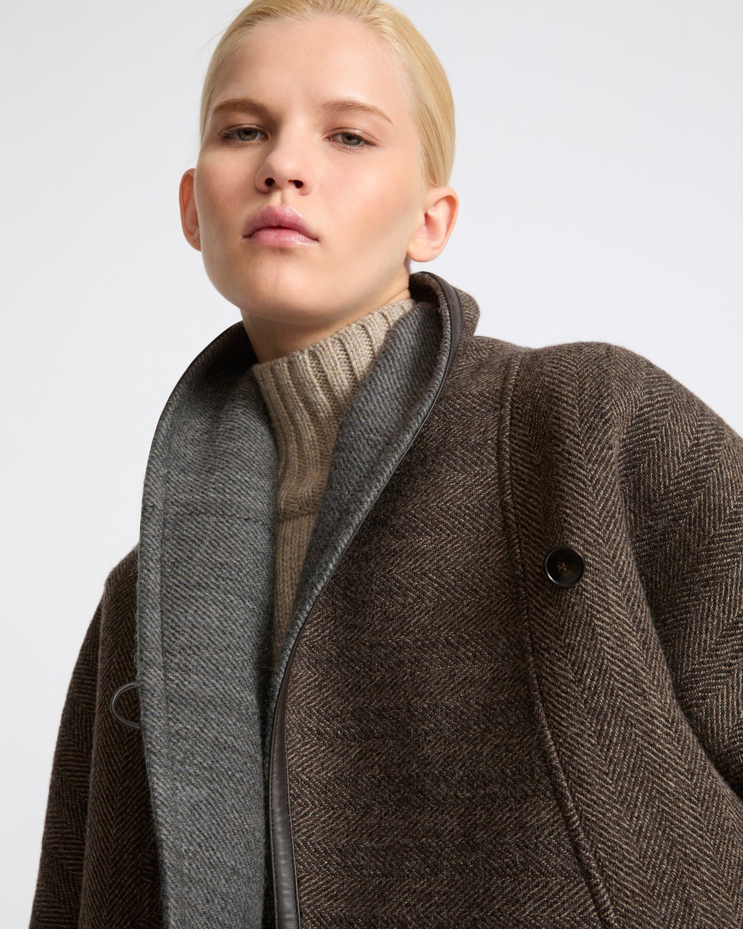 Herringbone double-sided wool cape jacket - Yves Salomon - New Fall Winter Collection