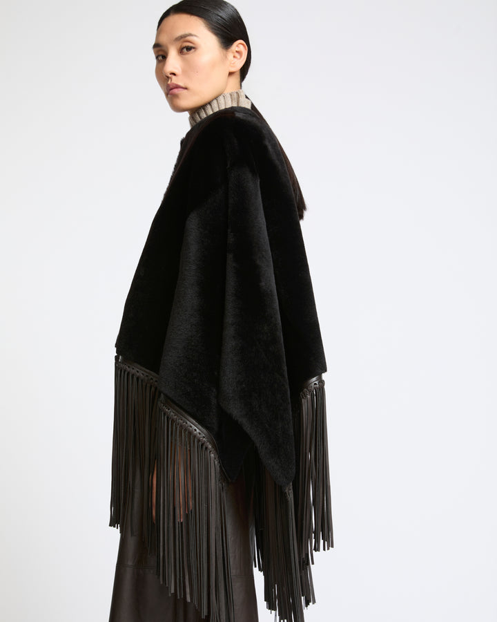 Fringed lambskin shearling cape - Yves Salomon - New Fall Winter Collection