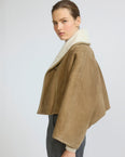 Short lambskin shearling cape