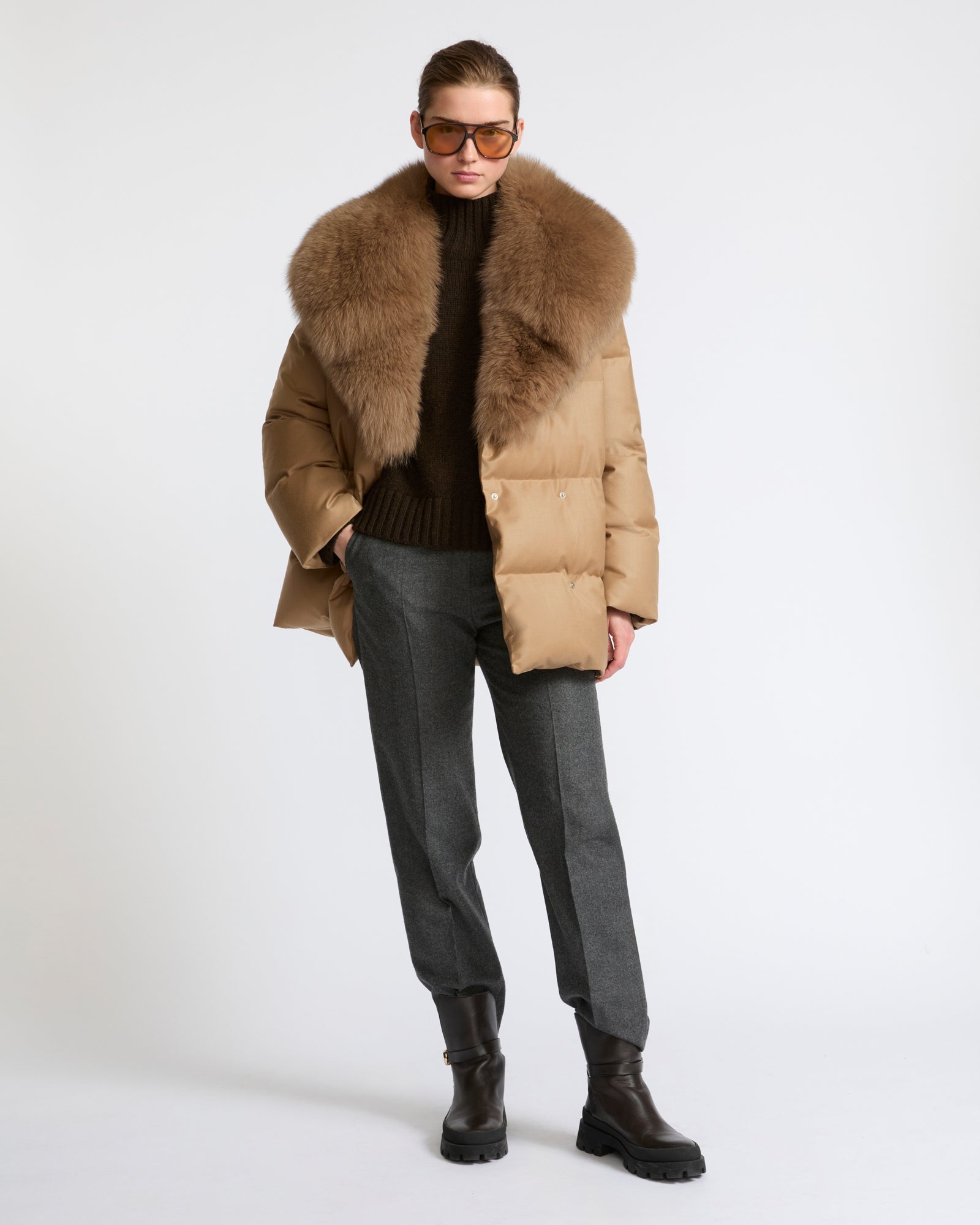 Long double-breasted down jacket in Loro Piana fabric with detachable fox fur collar - Yves Salomon - New Fall Winter Collection