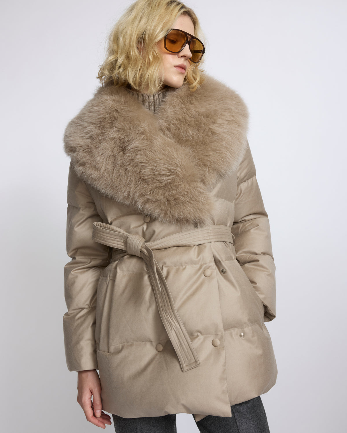Long double-breasted down jacket in Loro Piana fabric with detachable fox fur collar - Yves Salomon - New Fall/Winter Collection