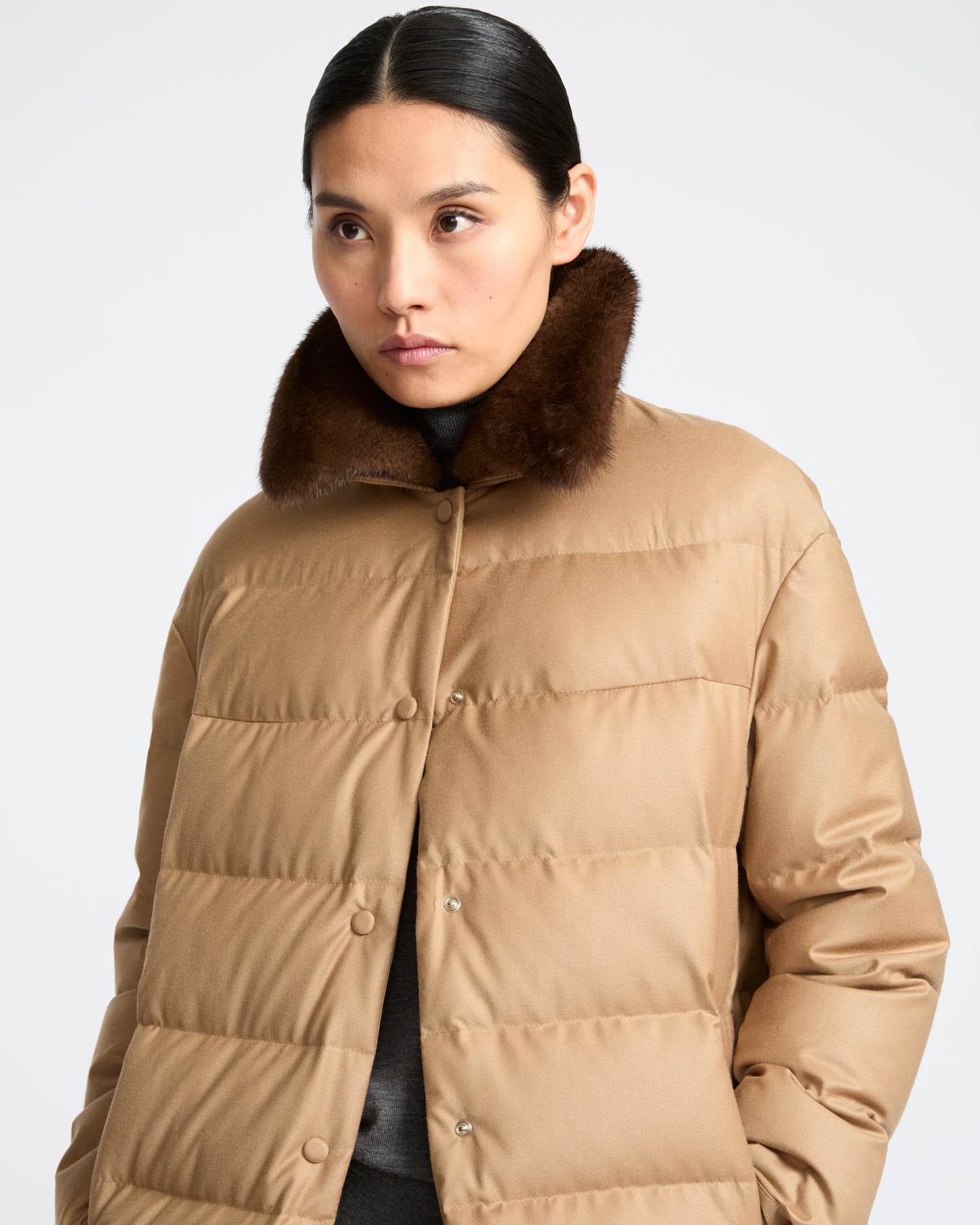Long down jacket in Loro Piana fabric with detachable mink fur collar - Yves Salomon - New Fall Winter Collection