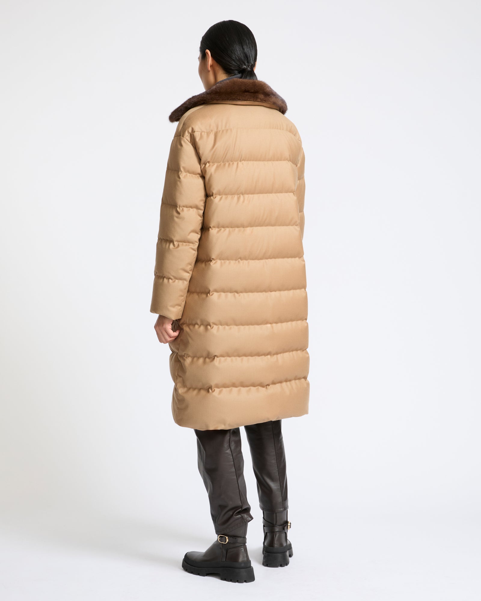 Long down jacket in Loro Piana fabric with detachable mink fur collar - Yves Salomon - New Fall Winter Collection