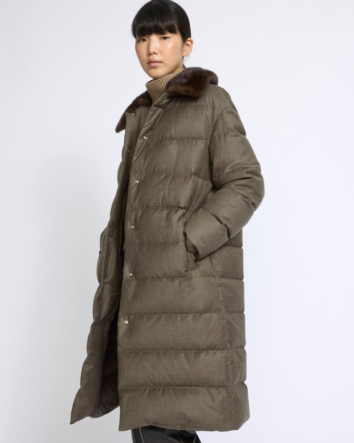 Long down jacket with detachable mink fur collar - Yves Salomon - New Fall/Winter Collection
