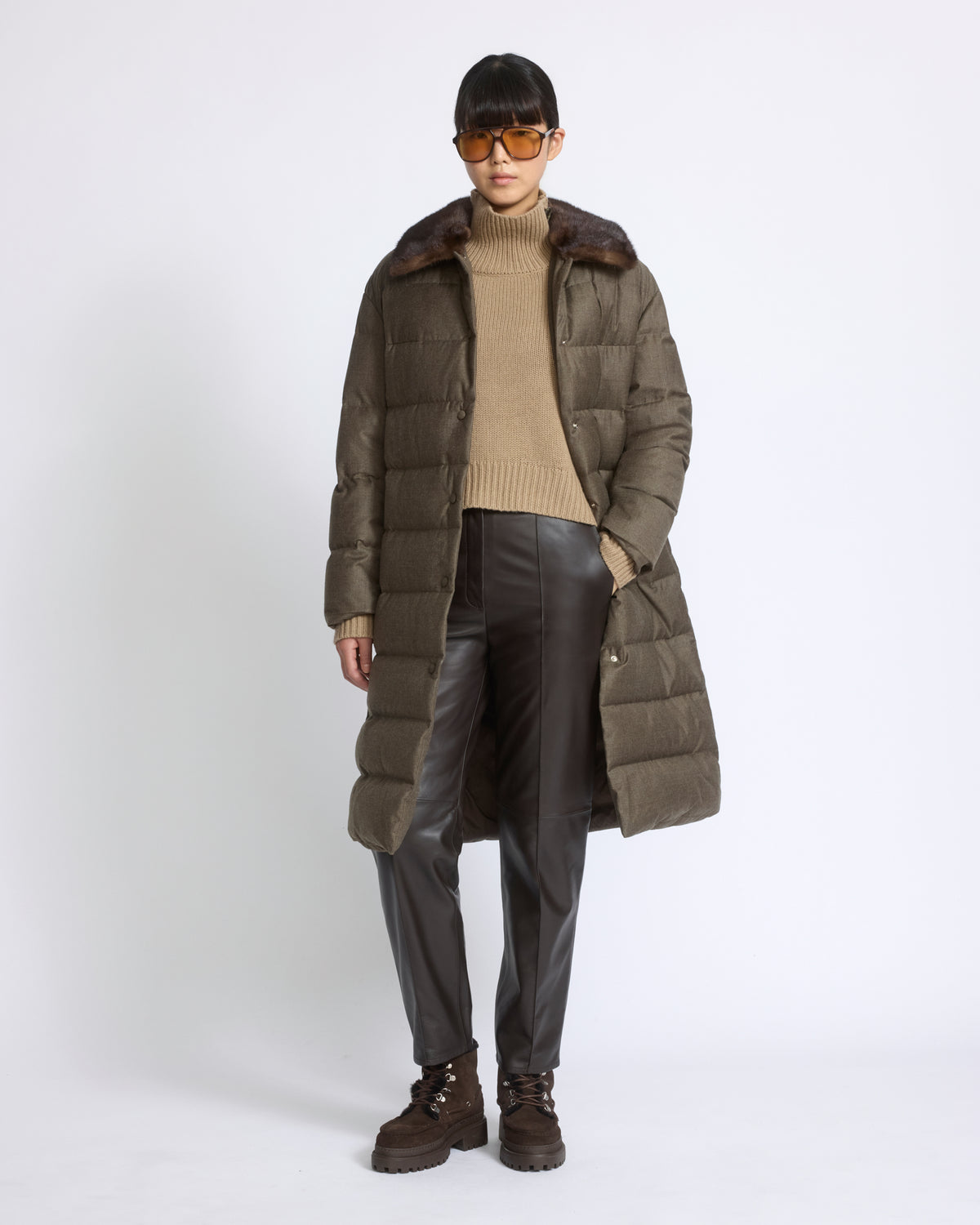 Long down jacket with detachable mink fur collar - Yves Salomon - New Fall/Winter Collection