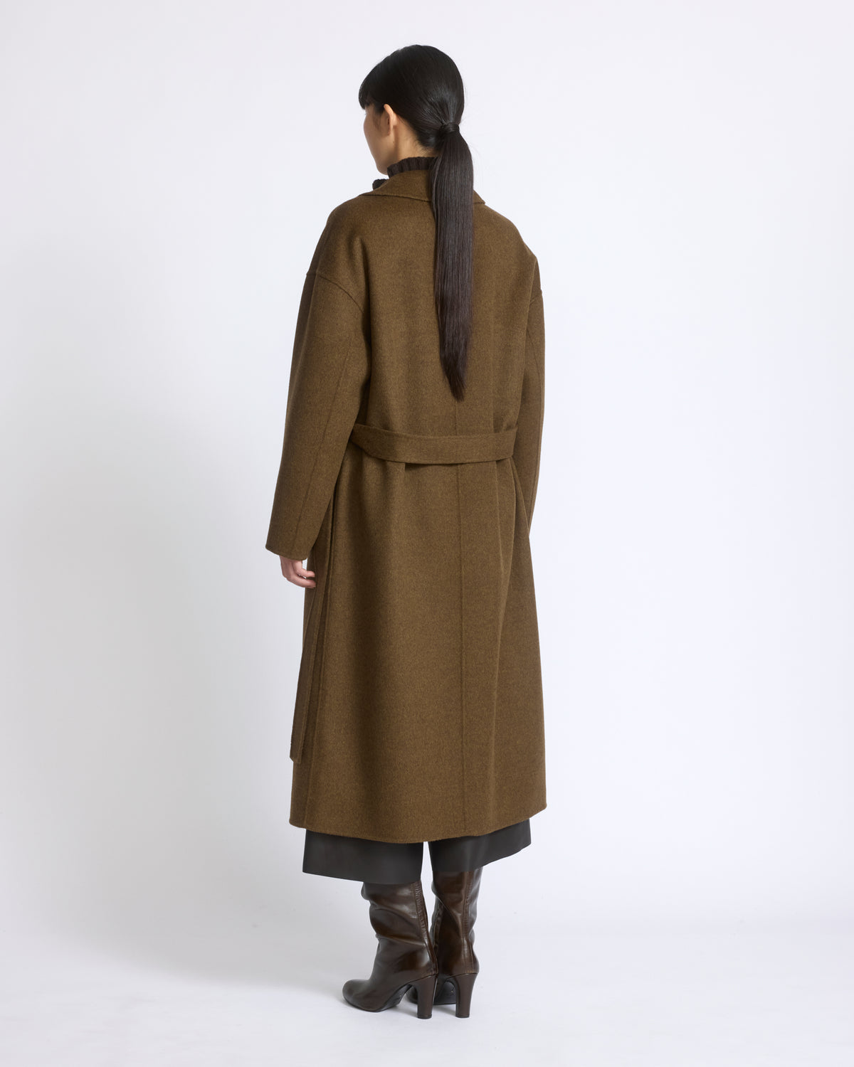 Long double-sided wool and cashmere coat with mink fur pockets - Yves Salomon - New Fall/Winter Collection