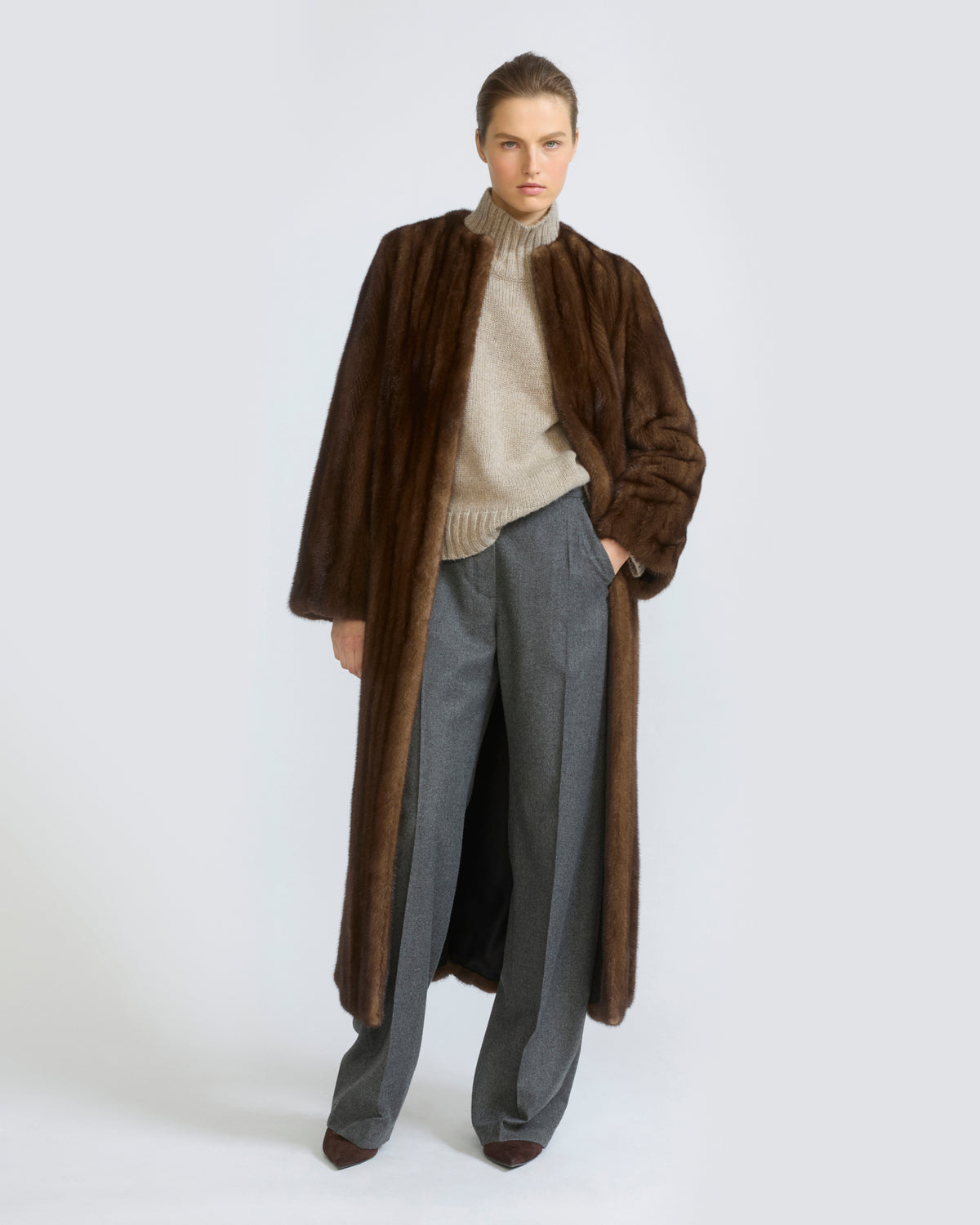 Maxi coat in long-haired straightened mink fur - Yves Salomon - New Fall/Winter Collection