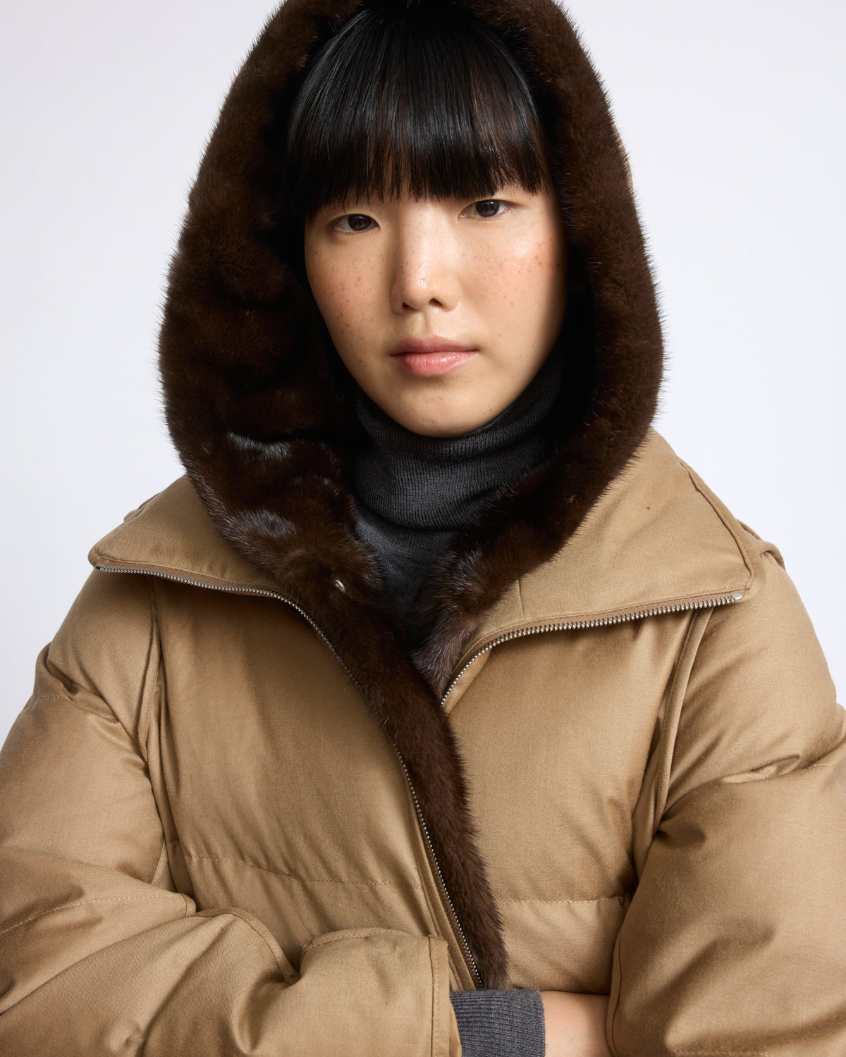 Short down jacket in Loro Piana flannel with detachable mink fur bib - Yves Salomon - New Fall/Winter Collection