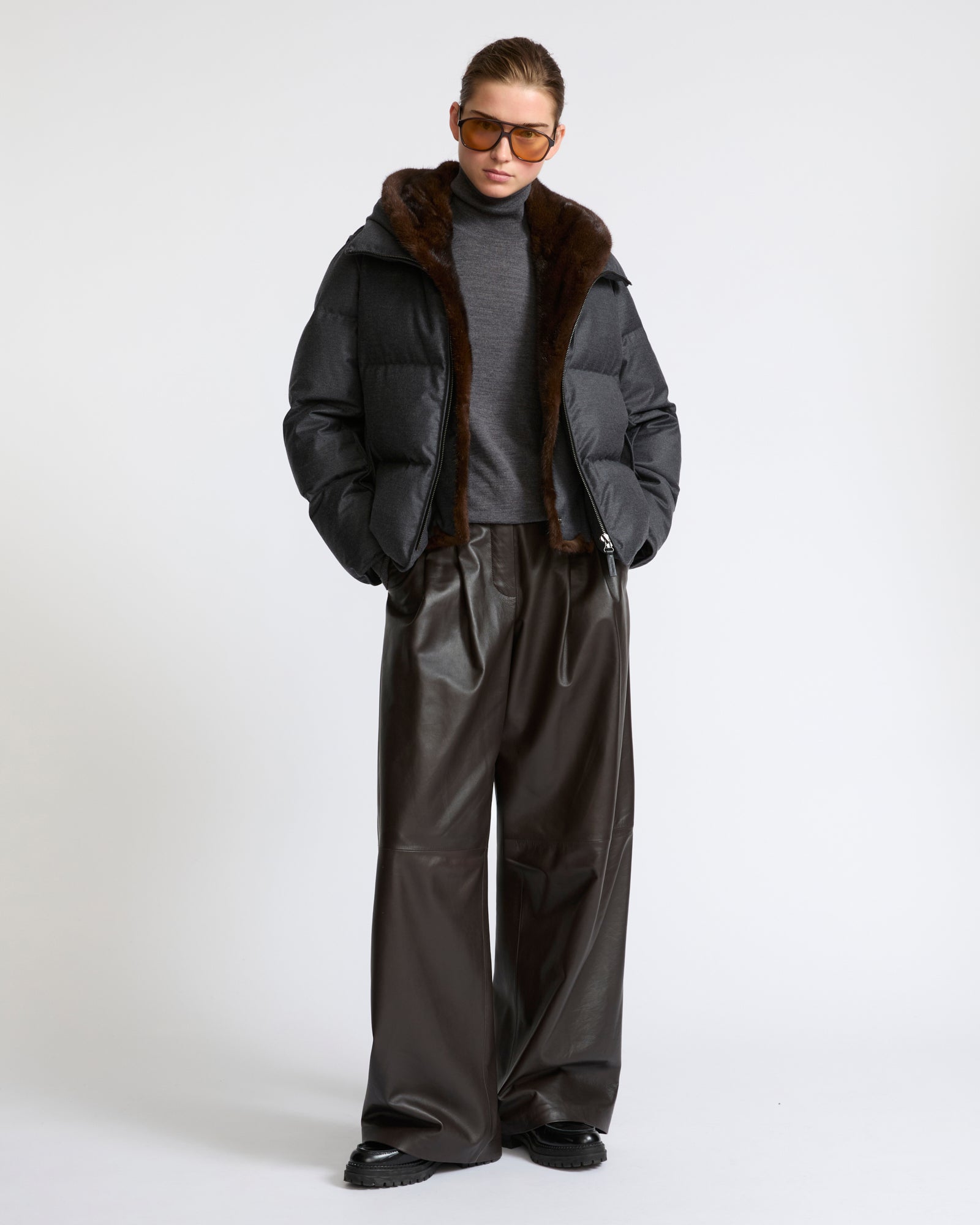 Short down jacket in Loro Piana flannel with detachable mink fur bib - Yves Salomon - New Fall Winter Collection