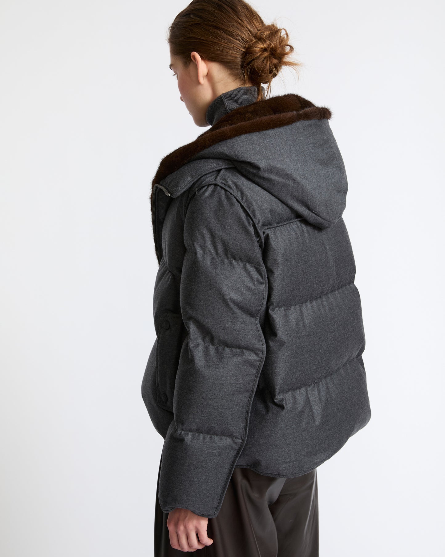 Short down jacket in Loro Piana flannel with detachable mink fur bib - Yves Salomon - New Fall Winter Collection