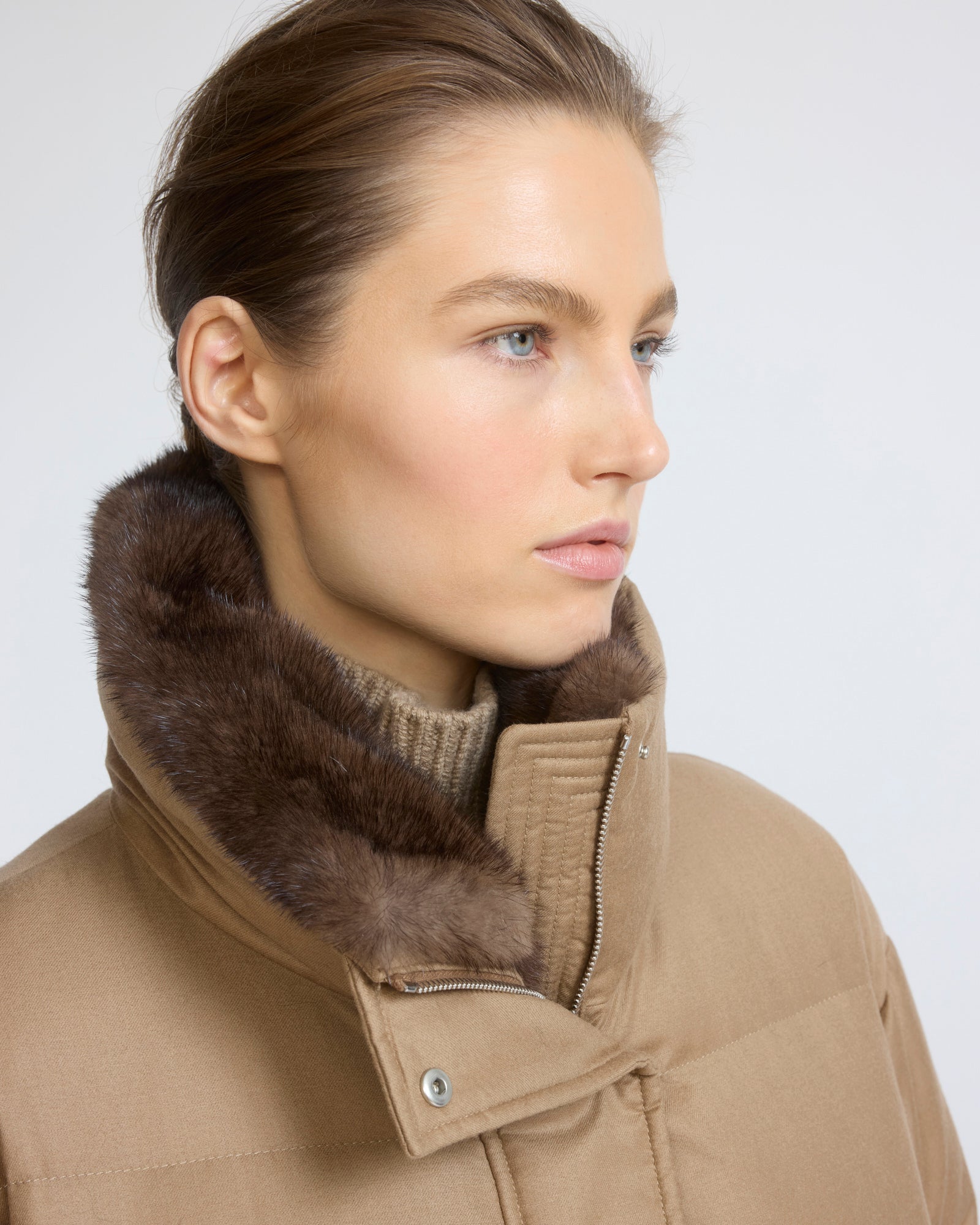 Fitted down jacket in Loro Piana flannel with mink fur collar and mittens - Yves Salomon - New Fall/Winter Collection