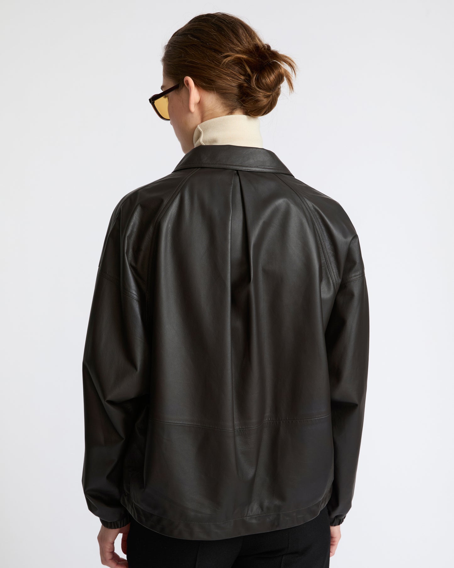 Short fine lambskin leather jacket - Yves Salomon - New Fall Winter Collection