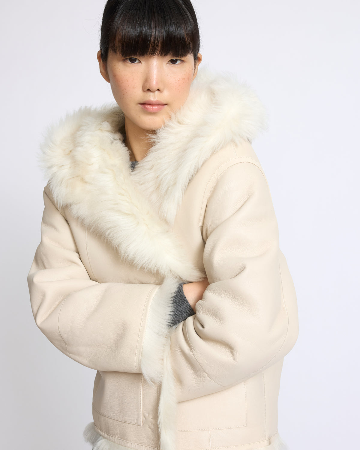 Reversible hooded Toscana lambskin shearling jacket - Yves Salomon - New Fall/Winter Collection