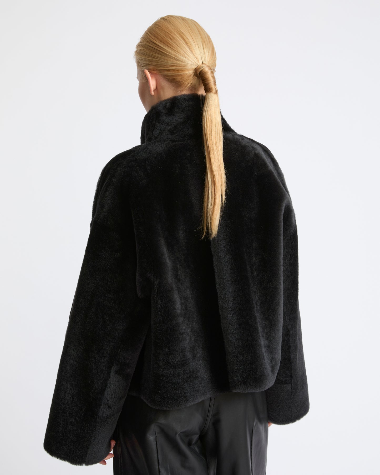 Reversible short Lacon lambskin shearling jacket - Yves Salomon - New Fall Winter Collection