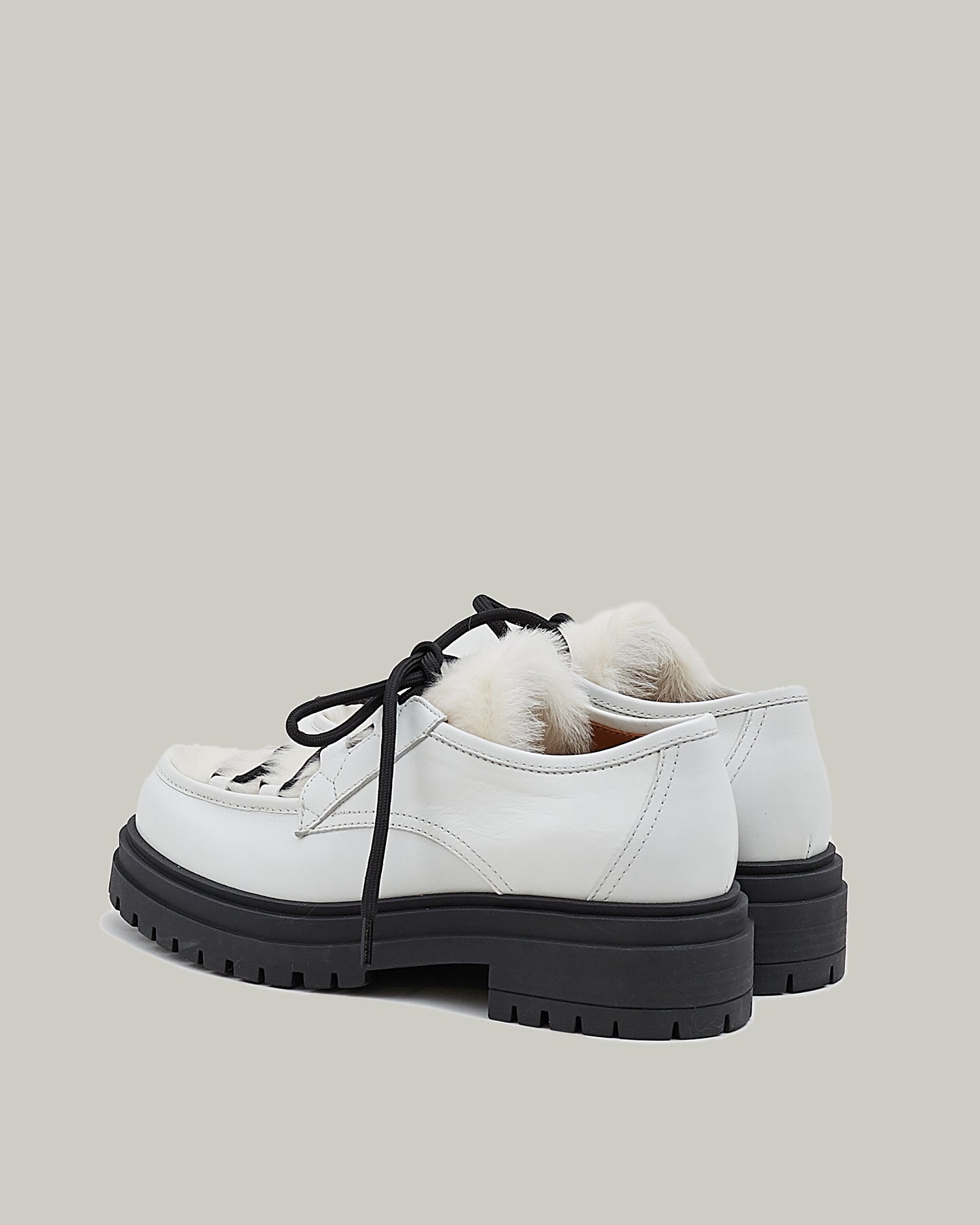 Black Friday 2025- Lace-up platform derbies in calf with shearling detail - white -Yves Salomon