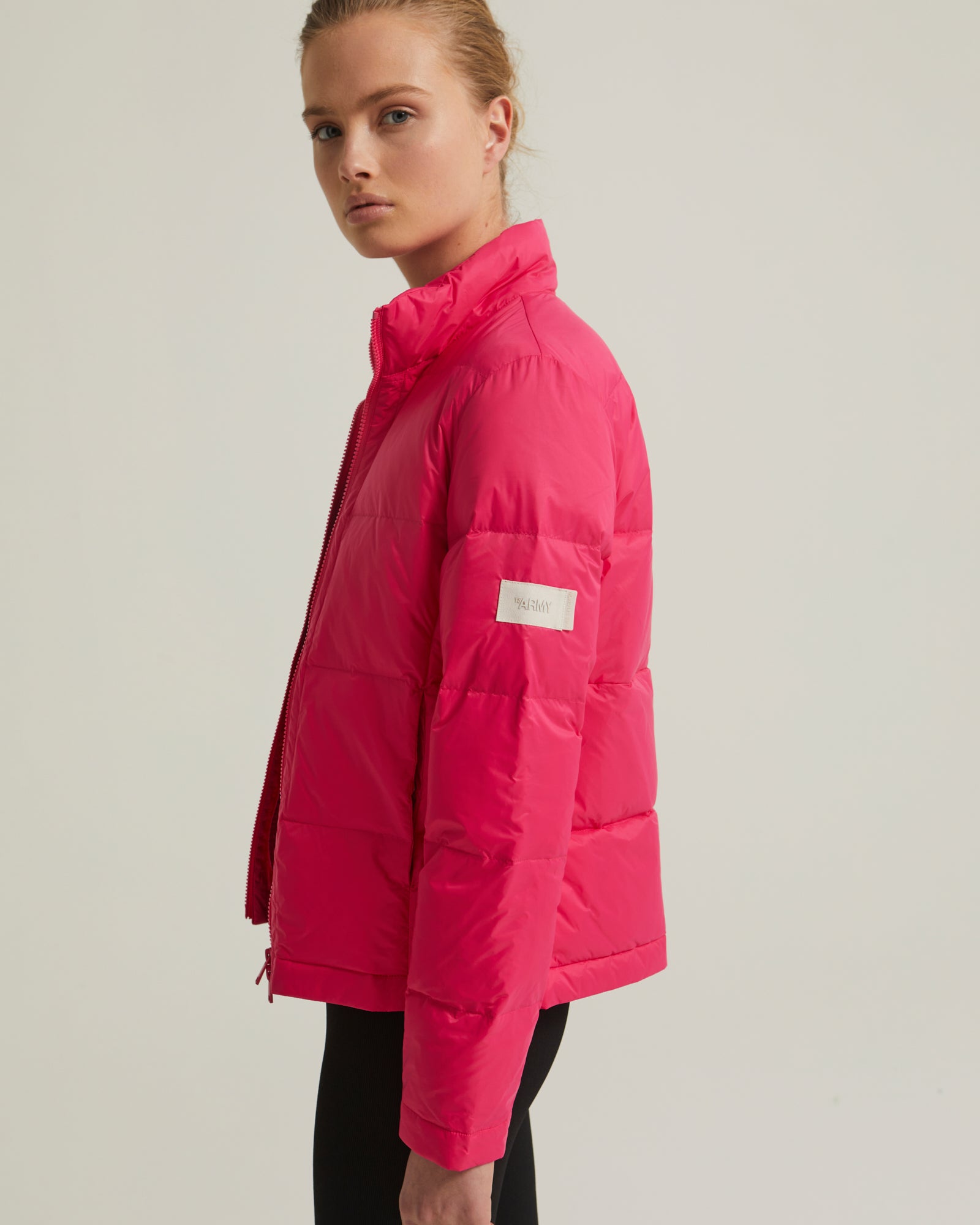 Black Friday 2025- Short and foldable light down jacket with integrated transport pocket - pink -Yves Salomon